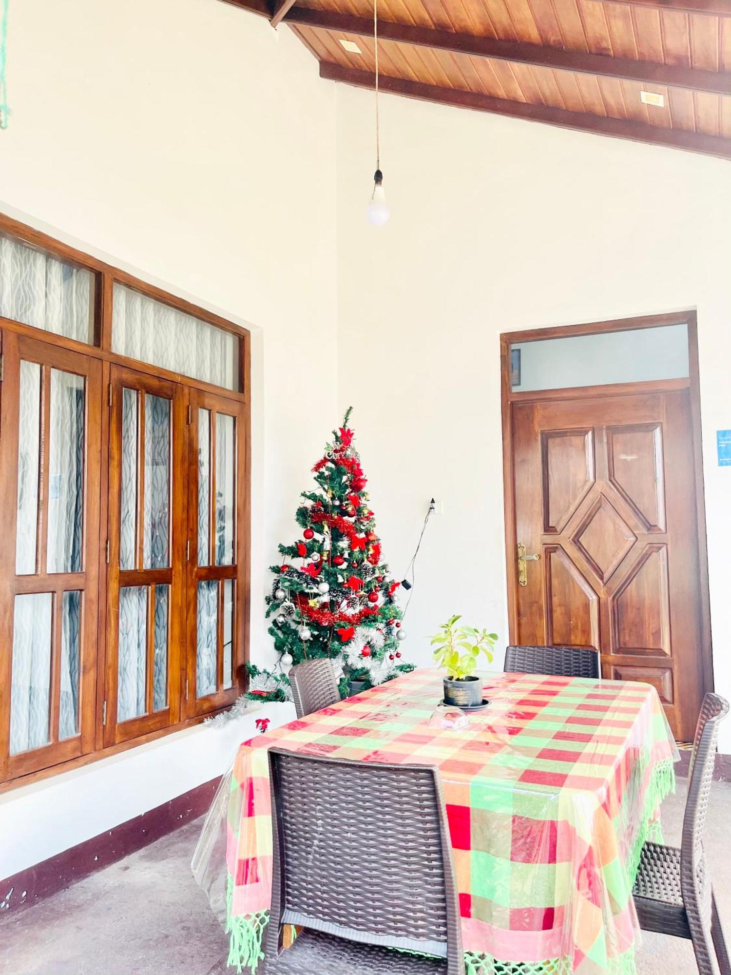 Sebastian Family Villa Negombo Esterno foto